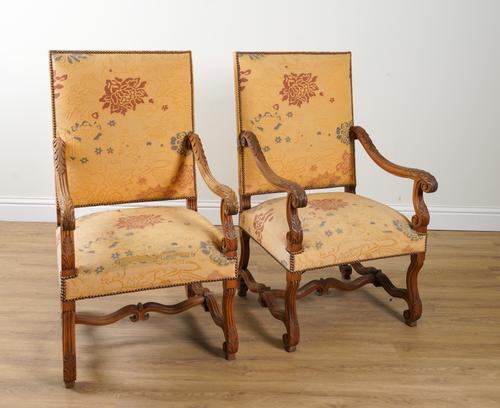 A PAIR OF SQUARE BACK OPEN ARMCHAIRS