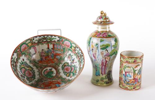 A SMALL GROUP OF CANTON FAMILLE-ROSE PORCELAINS