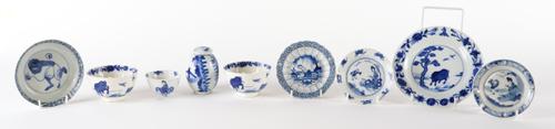 A GROUP OF CHINESE BLUE AND WHITE PORCELAIN