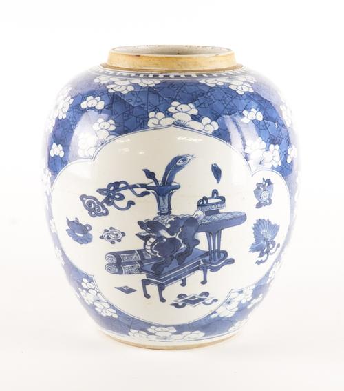 A CHINESE BLUE AND WHITE GINGER JAR