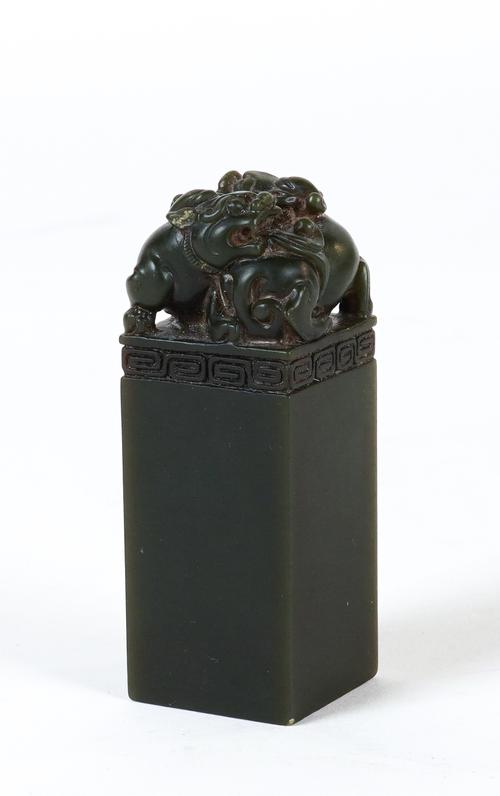 A CHINESE JADE SEAL