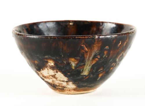 A CHINESE `JIZHOU' BOWL