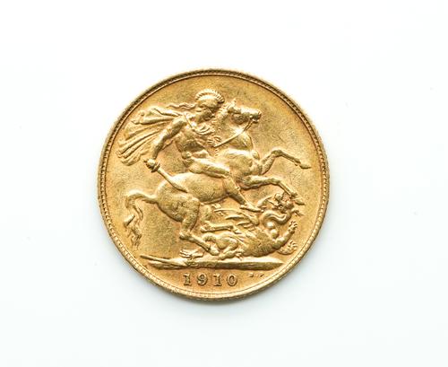 AN EDWARD VII SOVEREIGN