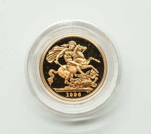 AN ELIZABETH II PROOF SOVEREIGN
