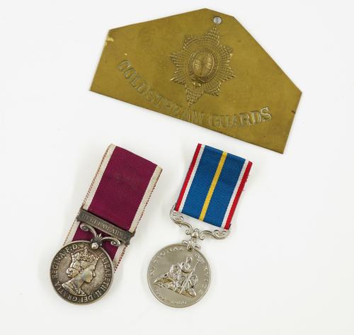AN ARMY LONG SERVICE AND GOOD CONDUCT MEDAL AND FURTHER ITEMS (QTY)
