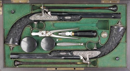 A PAIR OF FRENCH SINGLE SHOT TARGET PERCUSSION PISTOLS BY F. CLAUDIN (2)