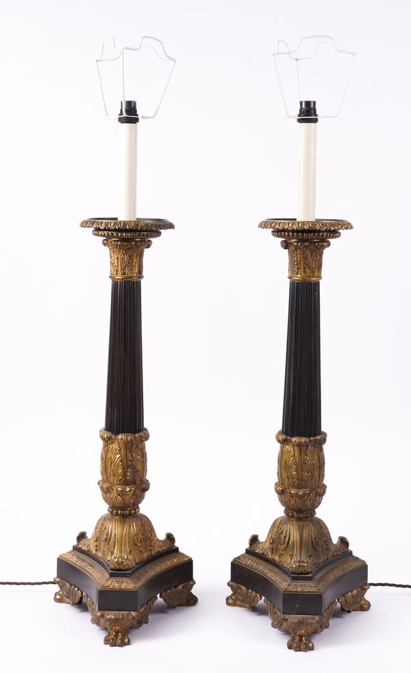 A PAIR OF  RESTAURATION STYLE GILT-MOUNTED CORINTHIAN COLUMN TABLE LAMPS (2)