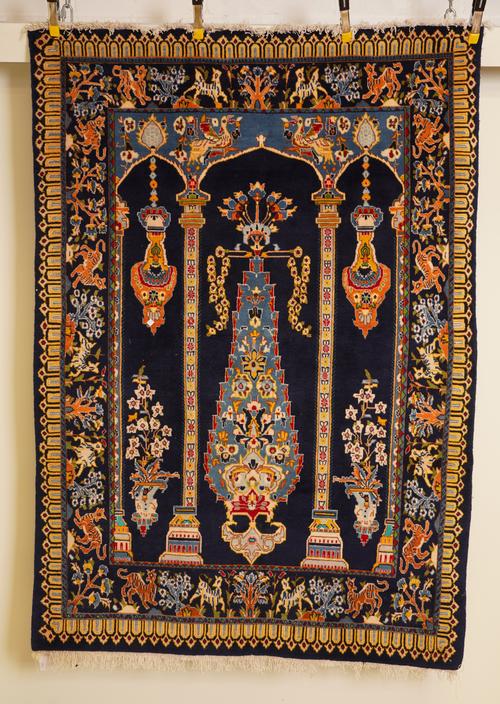 A MODERN ESFAHAN PRAYER RUG