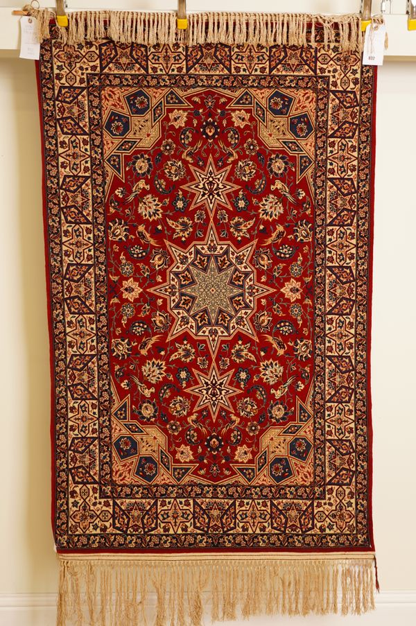 A FINE ESFAHAN RUG, PERSIAN