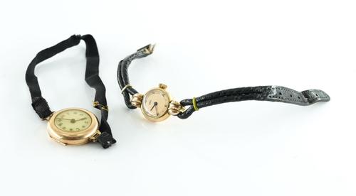TWO LADY'S MANUAL WIND WRISTWATCHES (2)