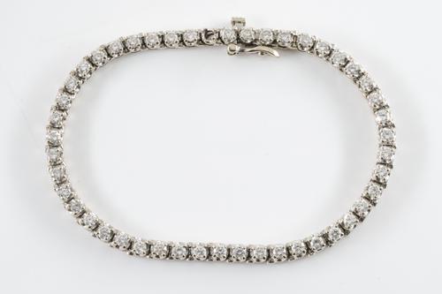 A 2.5 CARAT DIAMOND LINE BRACELET