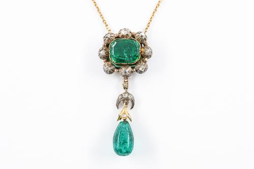 A 19TH CENTURY DIAMOND AND PASTE PENDANT