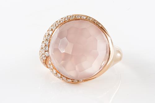 A ROSE QUARTZ AND DIAMOND RING