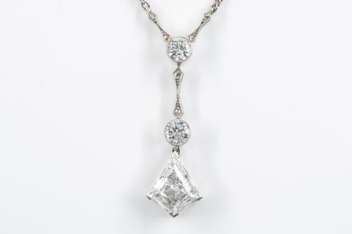 A 1.87 CARAT DIAMOND DROP PENDANT