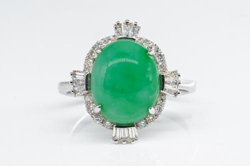 A JADE AND DIAMOND RING
