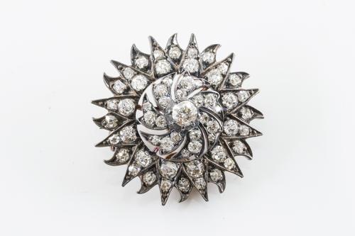 A VICTORIAN DIAMOND PENDANT/BROOCH