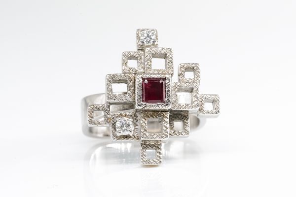 AN ANDREW GRIMA RUBY AND DIAMOND RING