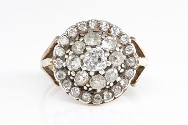 A DIAMOND CLUSTER RING