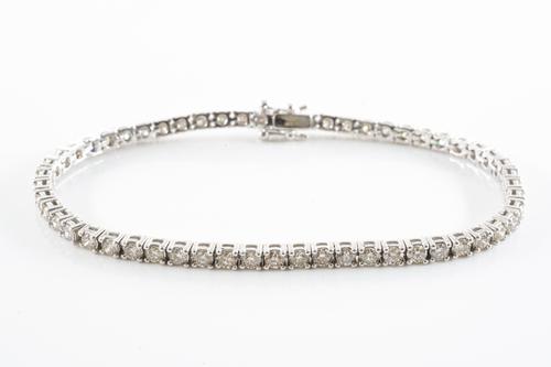 A 5.00 CARAT DIAMOND LINE BRACELET