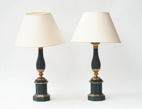 A pair of tole peinte table lamps