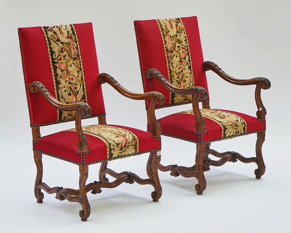 A PAIR OF 17TH CENTURY STYLE FLEMISH CARVED WALNUT FRAMED SQUARE BACK OPEN ARMCHAIRS