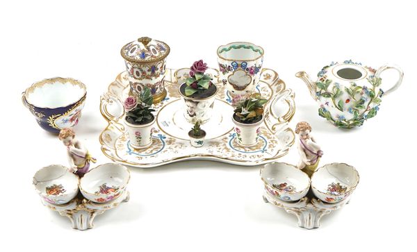 A GROUP OF CONTINENTAL PORCELAINS