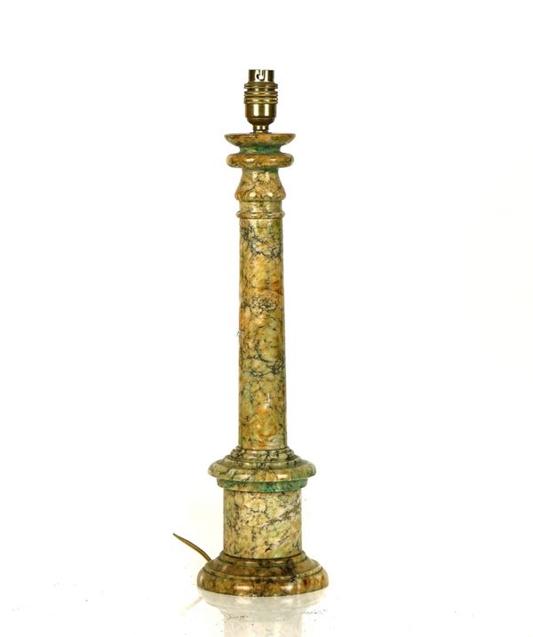 A MOTTLED GREEN MARBLE COLUMN TABLE LAMP