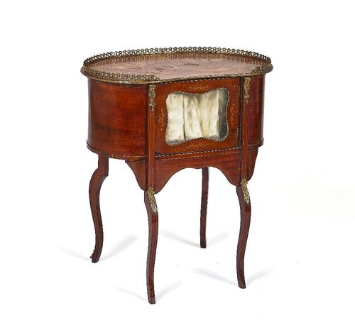 A GILT-METAL MOUNTED MARQUETRY INLAID MAHOGANY KIDNEY-SHAPED SIDE TABLE