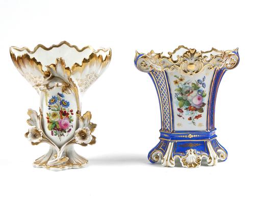 A PARIS PORCELAIN BLUE- GROUND VASE (2)
