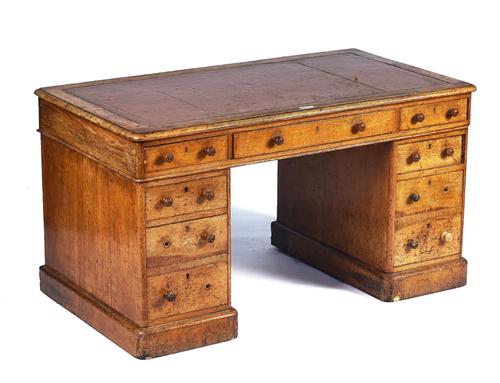 A 19TH CENTURY OAK PEDESTAL DESK