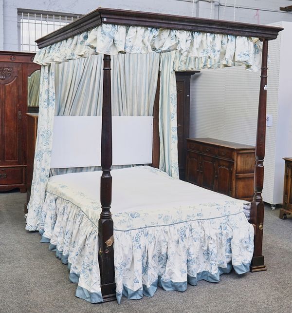 A MAHOGANY FRAMED FOUR POSTER BED