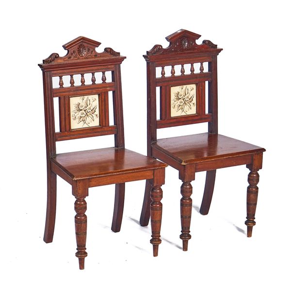 A PAIR OF VICTORIAN MAHOGANY HALL CHAIRS (2)