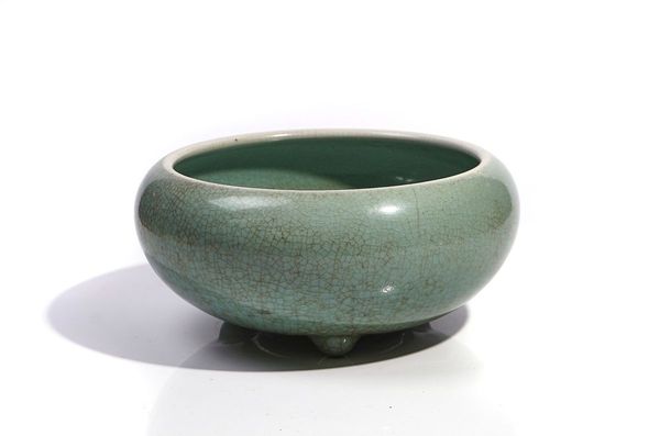 A CHINESE CELADON GLAZED BOWL