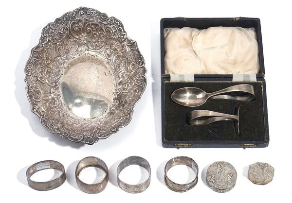 A VICTORIAN SILVER SHAPED OVAL DISH AND SEVEN FURTHER ITEMS (8)