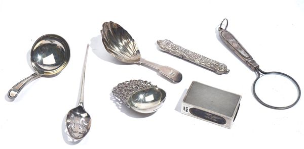 THREE SILVER CADDY SPOONS AND FOUR FURTHER ITEMS (7)