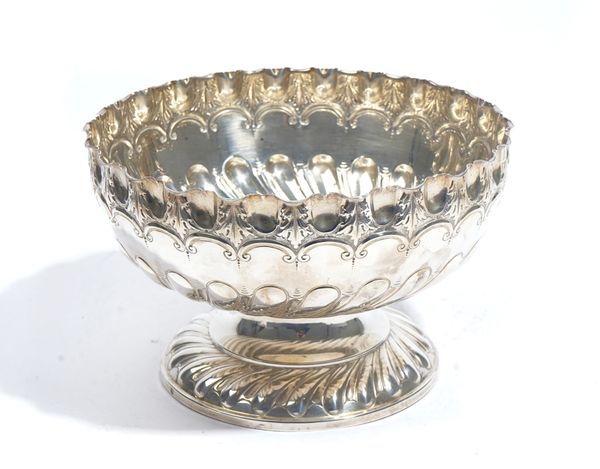 A LATE VICTORIAN SILVER ROSE BOWL