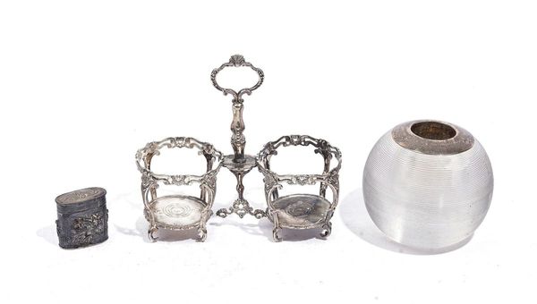 A SILVER MOUNTED MATCH STRIKING STAND AND TWO FURTHER ITEMS (3)