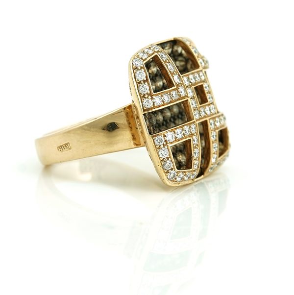 AN 18CT GOLD AND DIAMOND SET RING DRESS RING BY RODNEY RAYNER