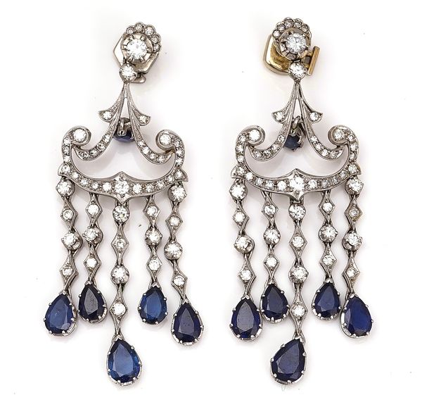 A PAIR OF SAPPHIRE & DIAMOND SET PENDANT EARRINGS