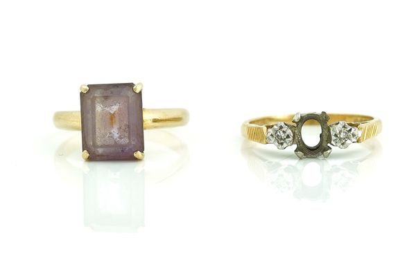 TWO GOLD AND GEM SET RINGS (2)