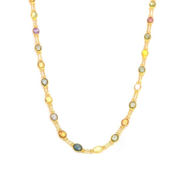 A GOLD AND VARICOLOURED SAPPHIRE NECKLACE