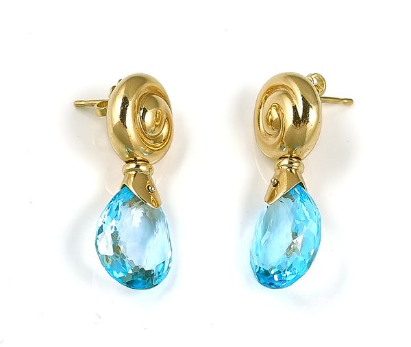 A PAIR OF GOLD AND BLUE TOPAZ PENDANT EARRINGS