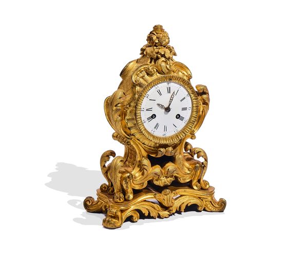 A FRENCH ORMOLU MANTEL CLOCK