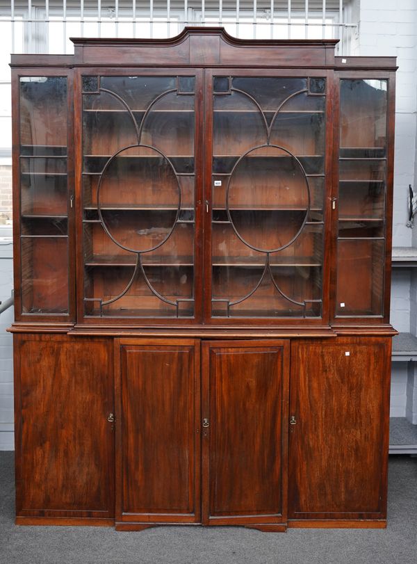 AN 18TH CENTURY MAHOGANY BREAKFRONT BOOKCASE CABINET