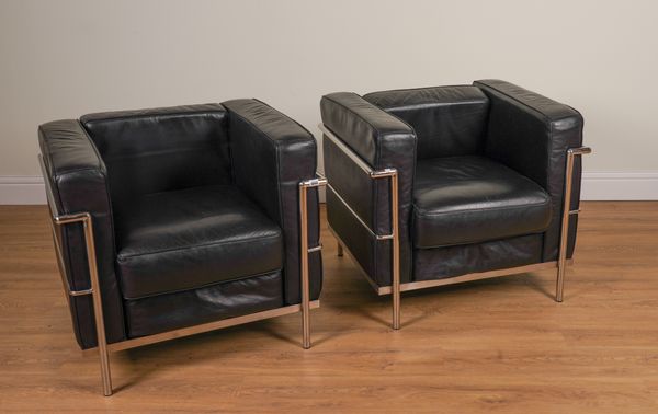 AFTER LE CORBUSIER (1887-1965) FOR CASSINA: A PAIR OF MODERN ‘LC2’ ARMCHAIRS (2)