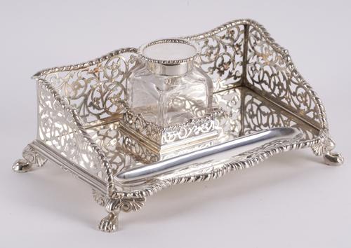 A VICTORIAN SILVER RECTANGULAR PEN AND INKSTAND