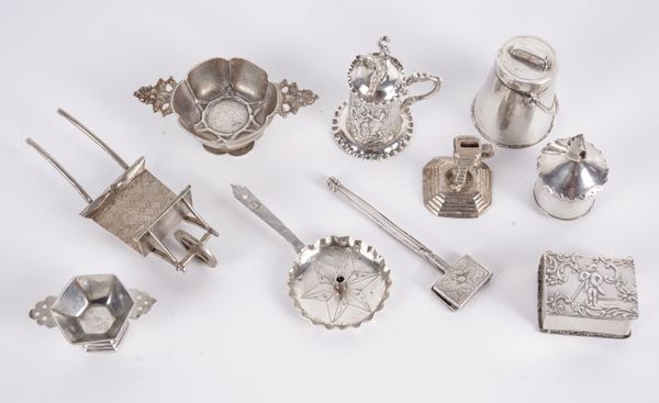 A COLLECTION OF TEN MINIATURE ITEMS OF SILVER (10)