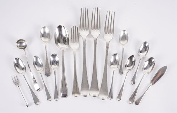 A GROUP OF SILVER TABLE FLATWARE (17)