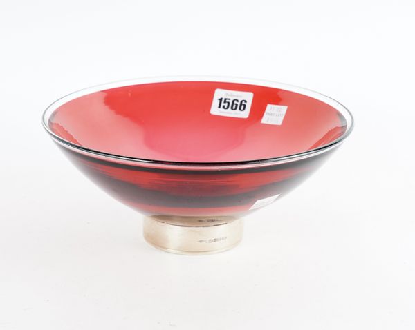 A SILVER MOUNTED CRANBERRY COLOURED GLASS  BOWL AND A SILVER CIGAR BOX (2)