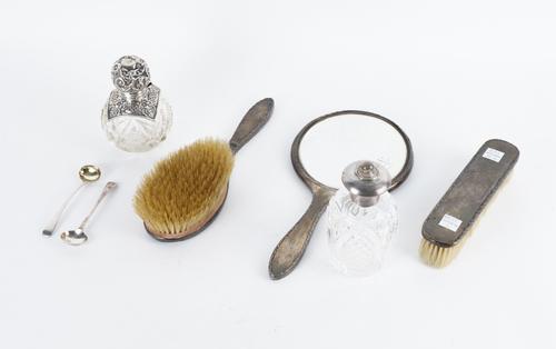 A GROUP OF MOSTLY SILVER MOUNTED WARES (7)